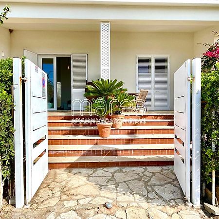 Villa Nauna, Fronte Mare Con Giardino E Terrazzo - Marea Stays Collection Nardo Exterior photo